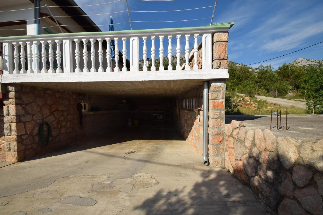 Kata Apartment Starigrad Paklenica